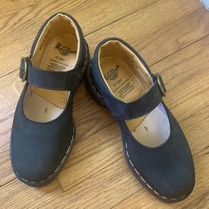 Black mary jane Dr. Martens